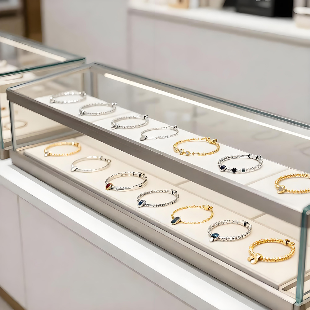 Bracelet Displays (5)