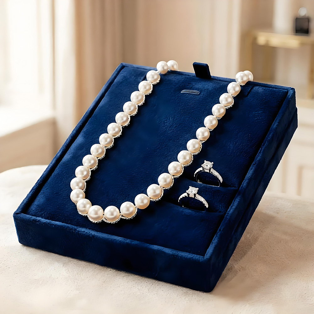 Jewelry Display (1)